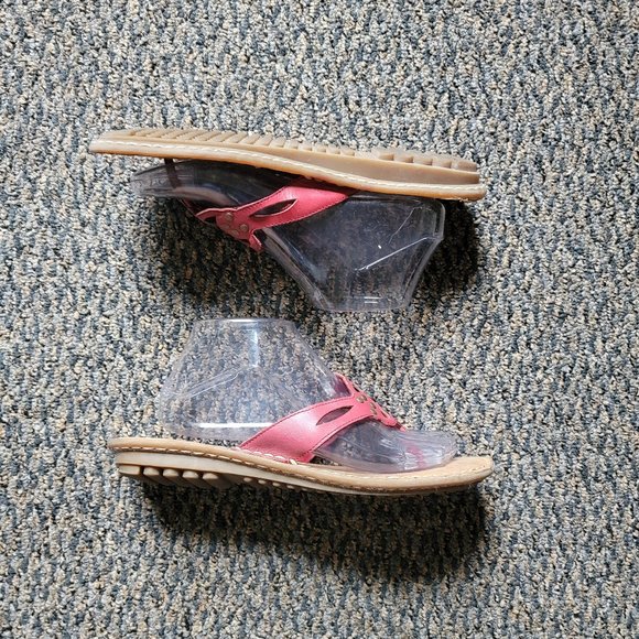 Red Leather Minnetonka Studded Thong Sandals Size 10 - Picture 14 of 15